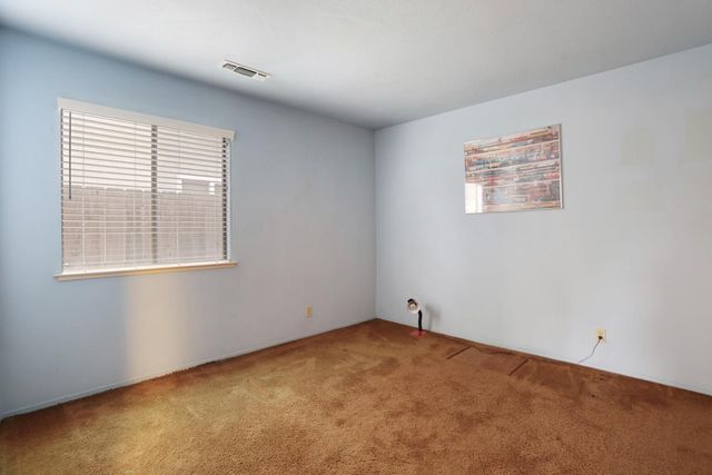 5071 Moss Creek Cir, Stockton, CA 95219