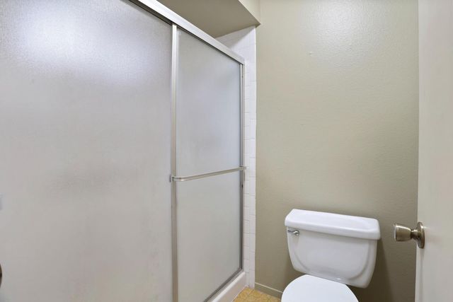 5071 Moss Creek Cir, Stockton, CA 95219