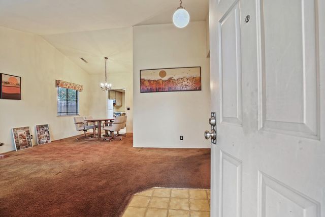 5071 Moss Creek Cir, Stockton, CA 95219