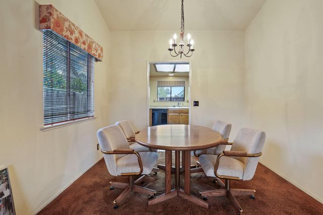 5071 Moss Creek Cir, Stockton, CA 95219