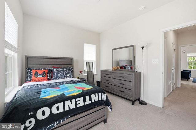 618 STREAMVIEW DR, Fredericksburg, VA 22405