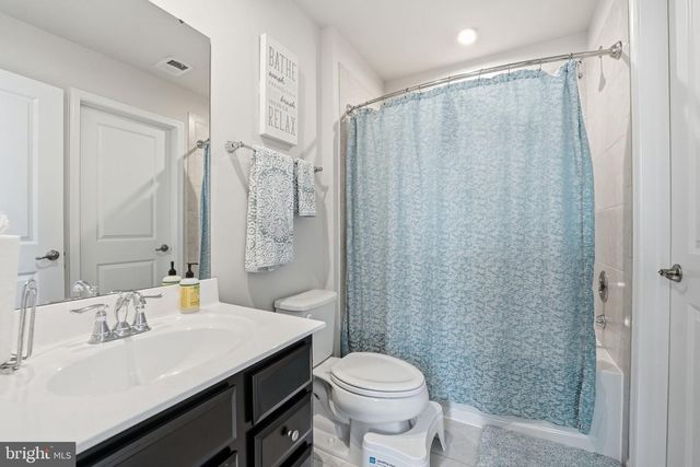 618 STREAMVIEW DR, Fredericksburg, VA 22405