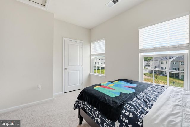 618 STREAMVIEW DR, Fredericksburg, VA 22405