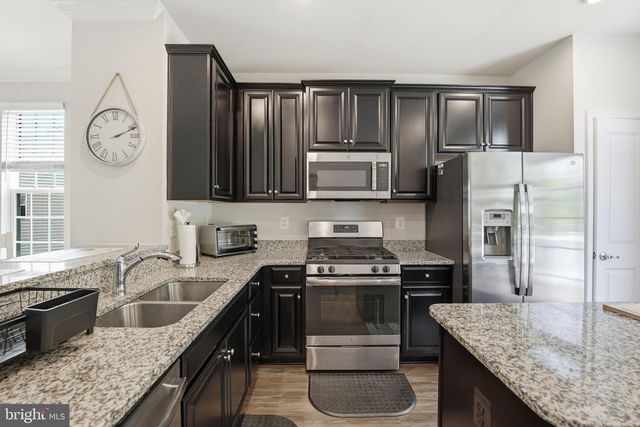 618 STREAMVIEW DR, Fredericksburg, VA 22405