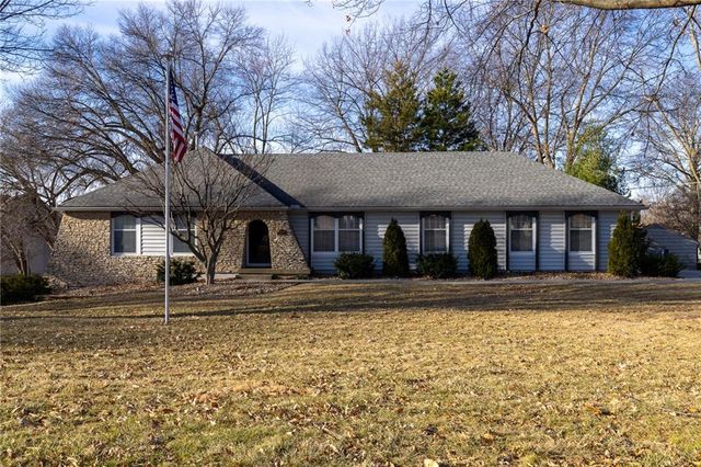 4900 Norwood Court, Kansas City, MO 64133