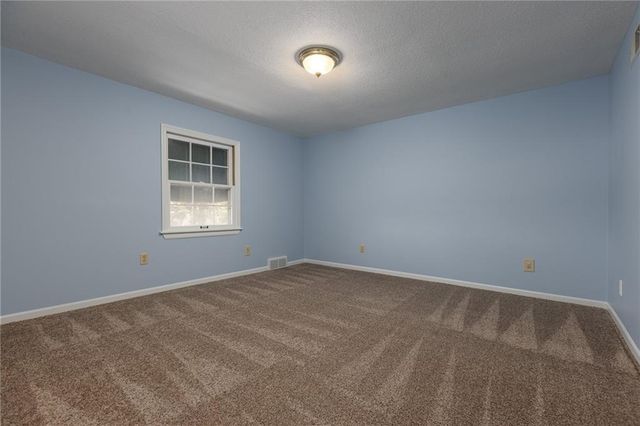 4900 Norwood Court, Kansas City, MO 64133