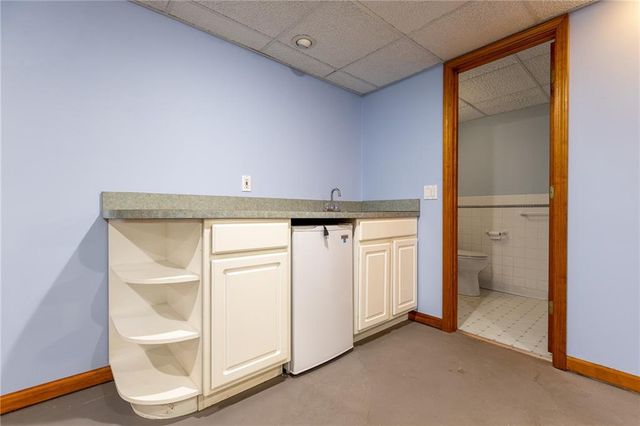 4900 Norwood Court, Kansas City, MO 64133