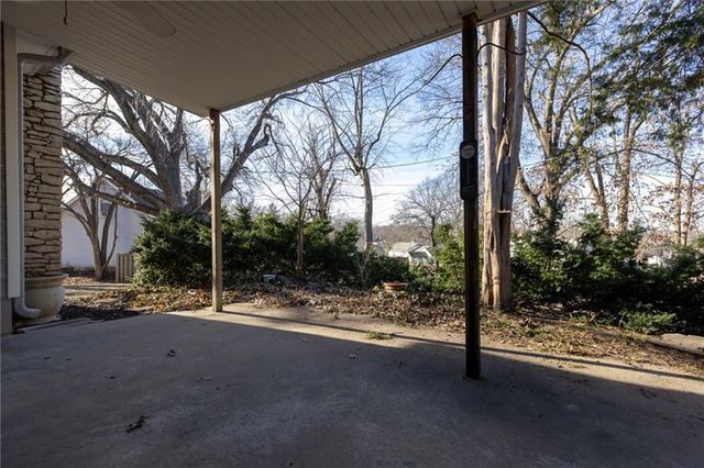 4900 Norwood Court, Kansas City, MO 64133