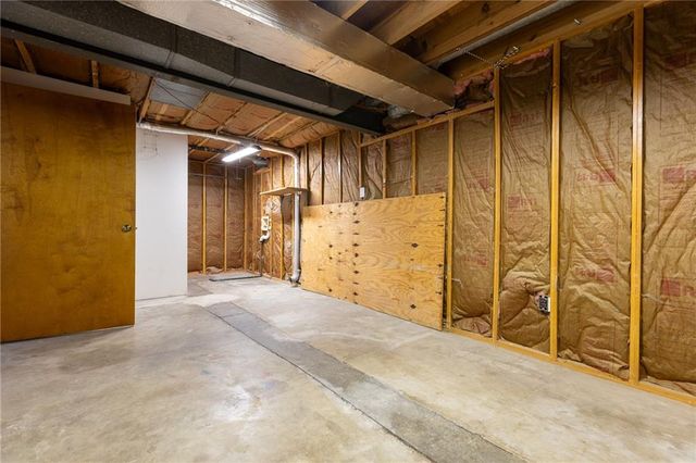 4900 Norwood Court, Kansas City, MO 64133