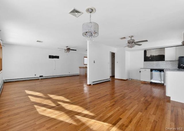 94 JOLINE Avenue, Staten Island, NY 10307