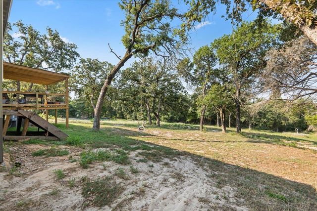 5040 County Road 320, Rockdale, TX 76567