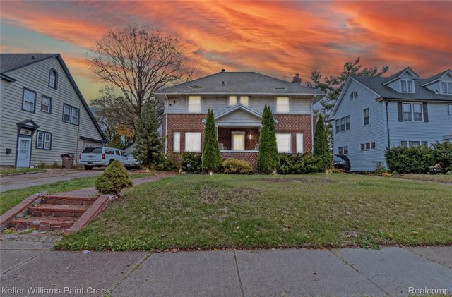 92 E Iroquois Road, Pontiac, MI 48341