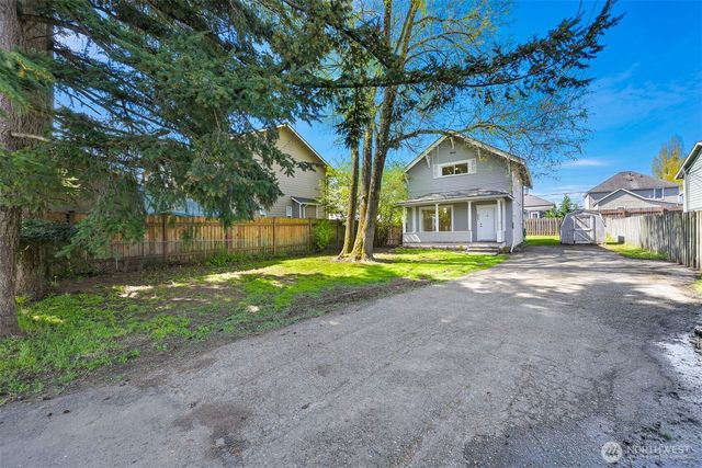 2085 Cottage Place, Ferndale, WA 98248