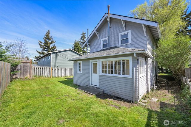 2085 Cottage Place, Ferndale, WA 98248