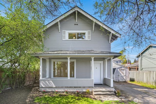 2085 Cottage Place, Ferndale, WA 98248