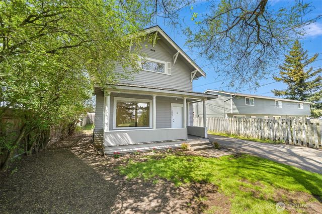 2085 Cottage Place, Ferndale, WA 98248
