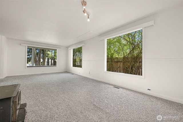 2085 Cottage Place, Ferndale, WA 98248