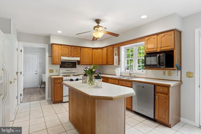 1060 KIRK RD, Garnet Valley, PA 19060
