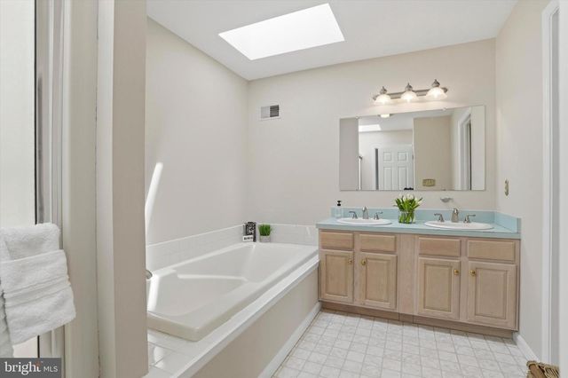 1060 KIRK RD, Garnet Valley, PA 19060