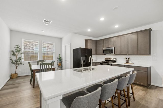 9110 Hunter Hill Drive, Cypress, TX 77433
