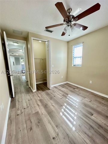 607 NE 35th Ave 607, Homestead, FL 33033