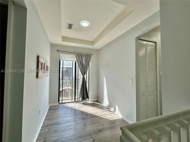 607 NE 35th Ave 607, Homestead, FL 33033