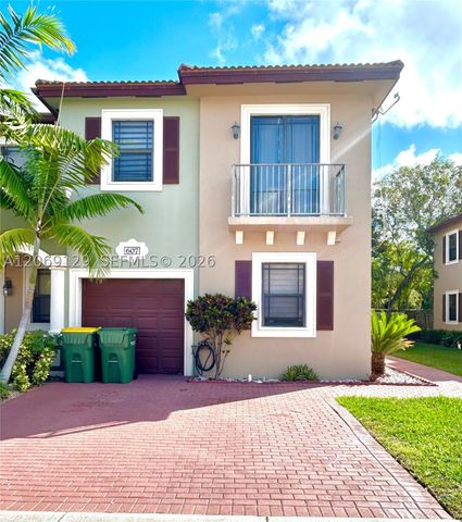 607 NE 35th Ave 607, Homestead, FL 33033