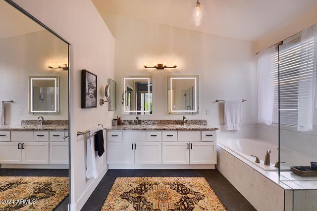 18605 N 90TH Way, Scottsdale, AZ 85255