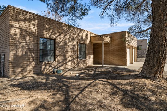 2015 Tyre Circle, Las Cruces, NM 88001