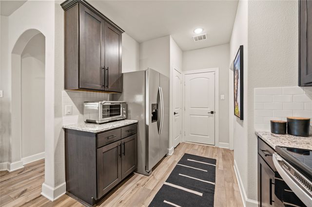 7621 Duck Bay Road, Fort Worth, TX 76120