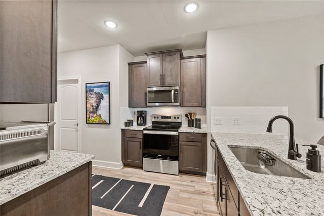 7621 Duck Bay Road, Fort Worth, TX 76120