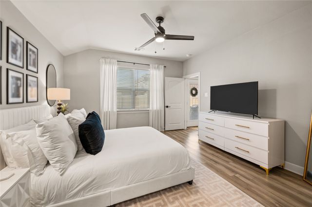 7621 Duck Bay Road, Fort Worth, TX 76120