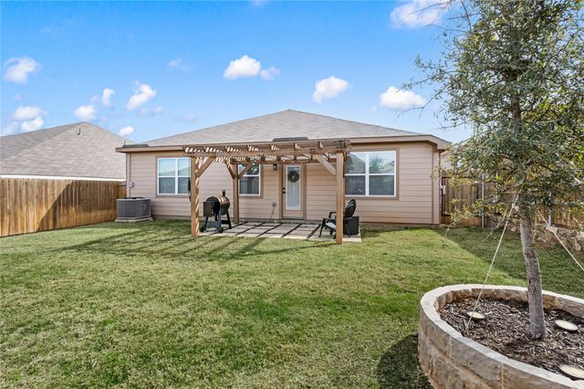 7621 Duck Bay Road, Fort Worth, TX 76120