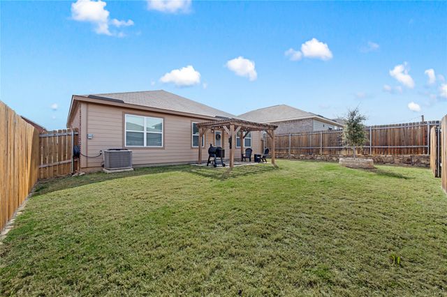 7621 Duck Bay Road, Fort Worth, TX 76120