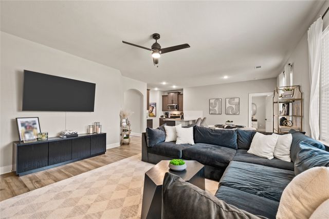 7621 Duck Bay Road, Fort Worth, TX 76120