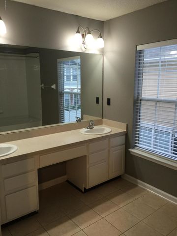 4235 HIGHWOOD Drive, Jacksonville, FL 32216