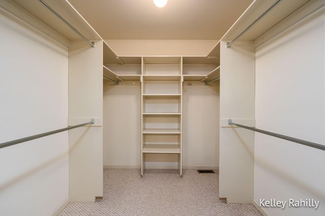 6587 Waybridge Drive SE, Grand Rapids, MI 49546