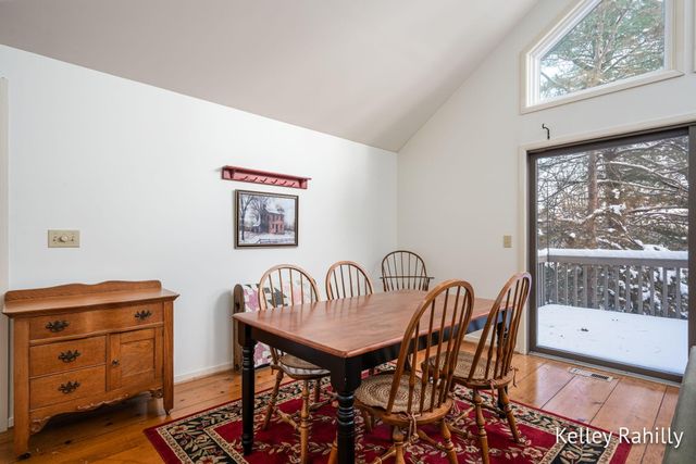 6587 Waybridge Drive SE, Grand Rapids, MI 49546