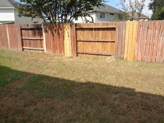 1615 Redbud Grove Court, Conroe, TX 77301