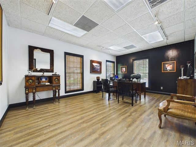 5 Executive Woods Court, Swansea, IL 62226