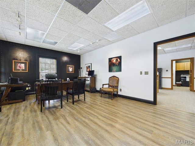 5 Executive Woods Court, Swansea, IL 62226
