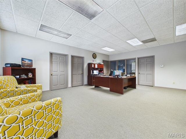 5 Executive Woods Court, Swansea, IL 62226