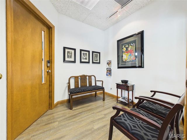 5 Executive Woods Court, Swansea, IL 62226