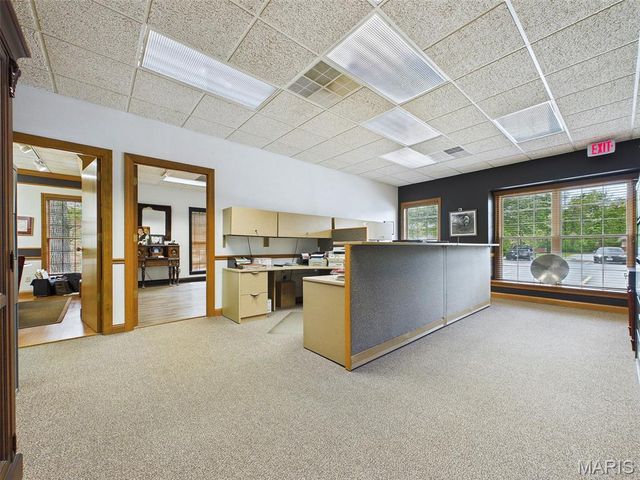 5 Executive Woods Court, Swansea, IL 62226