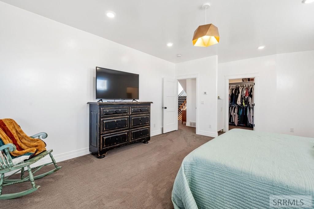 Image 23 of property listing at 956 E 1100 N, Shelley, ID 83274