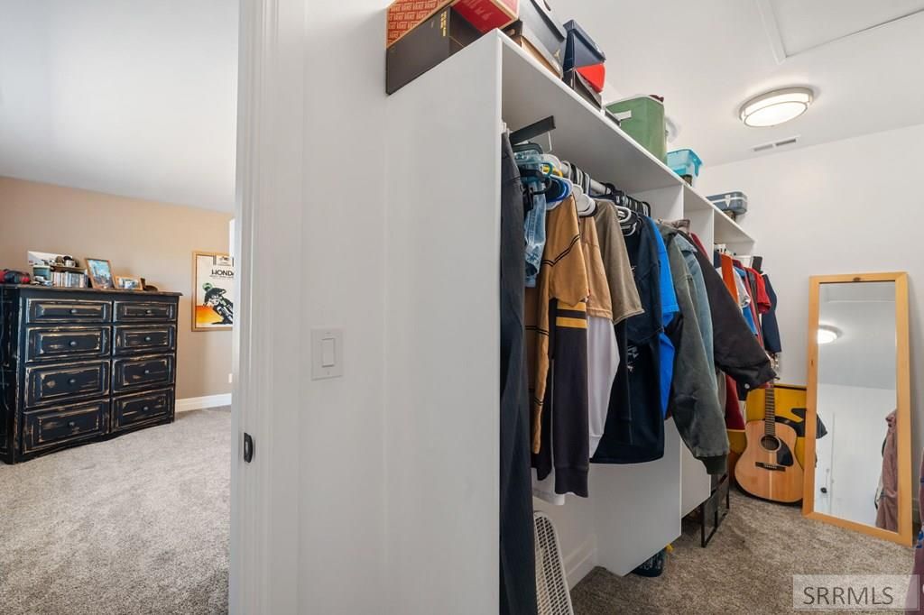 Image 39 of property listing at 956 E 1100 N, Shelley, ID 83274