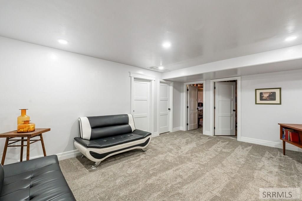 Image 47 of property listing at 956 E 1100 N, Shelley, ID 83274