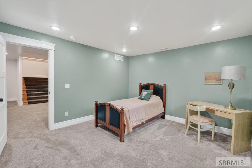 Image 53 of property listing at 956 E 1100 N, Shelley, ID 83274