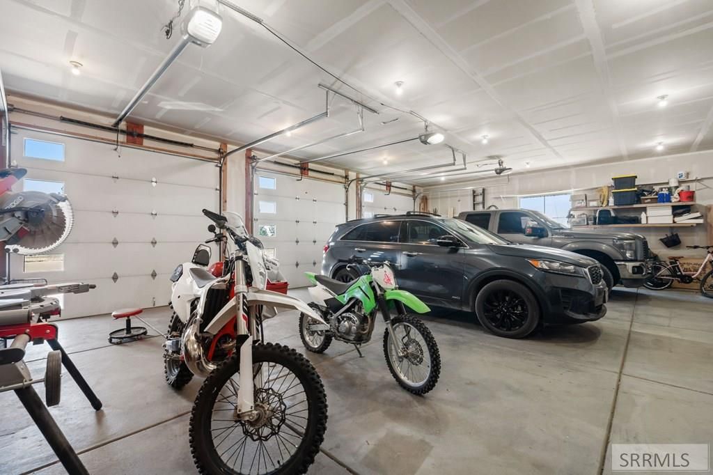 Image 59 of property listing at 956 E 1100 N, Shelley, ID 83274