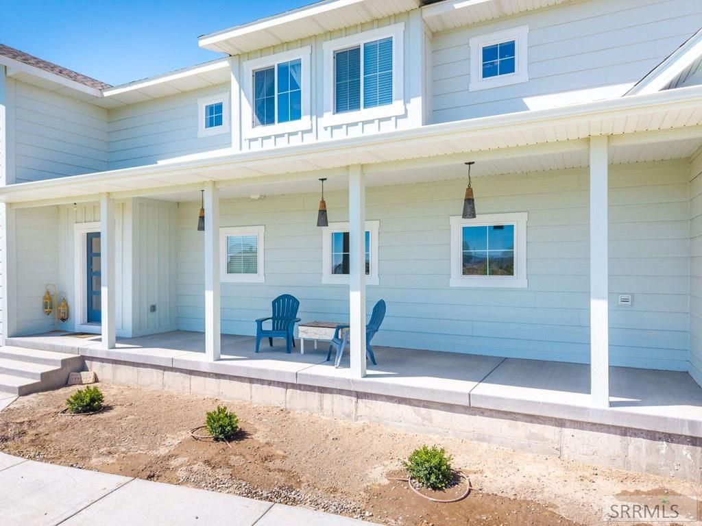 Image 60 of property listing at 956 E 1100 N, Shelley, ID 83274